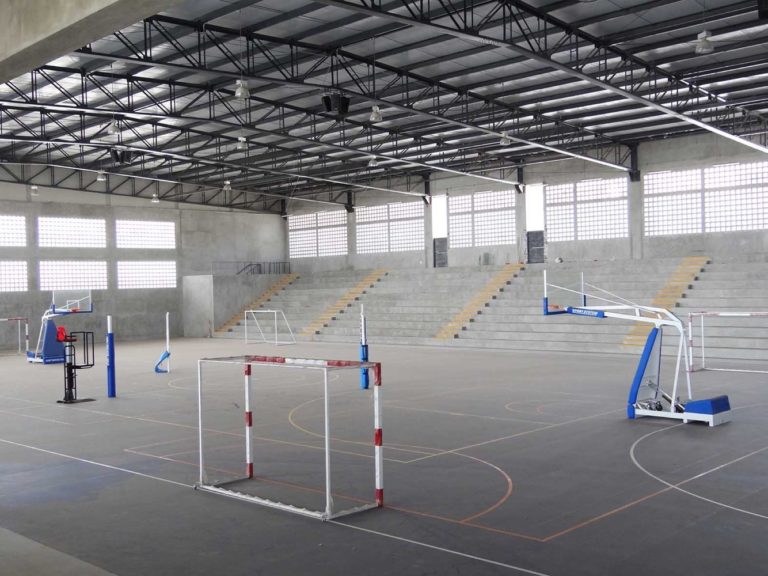 Polideportivo del Parque Zonal De Santa Rosa