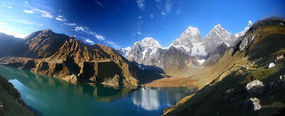 Carhuacocha Lagoon