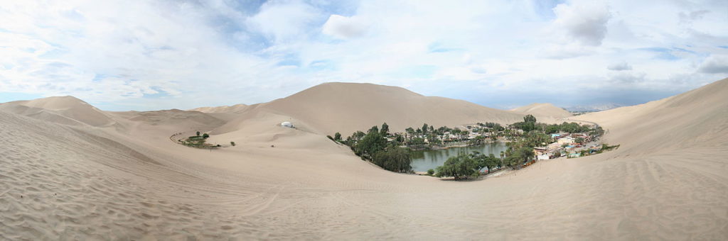 Huacachina_Dunes